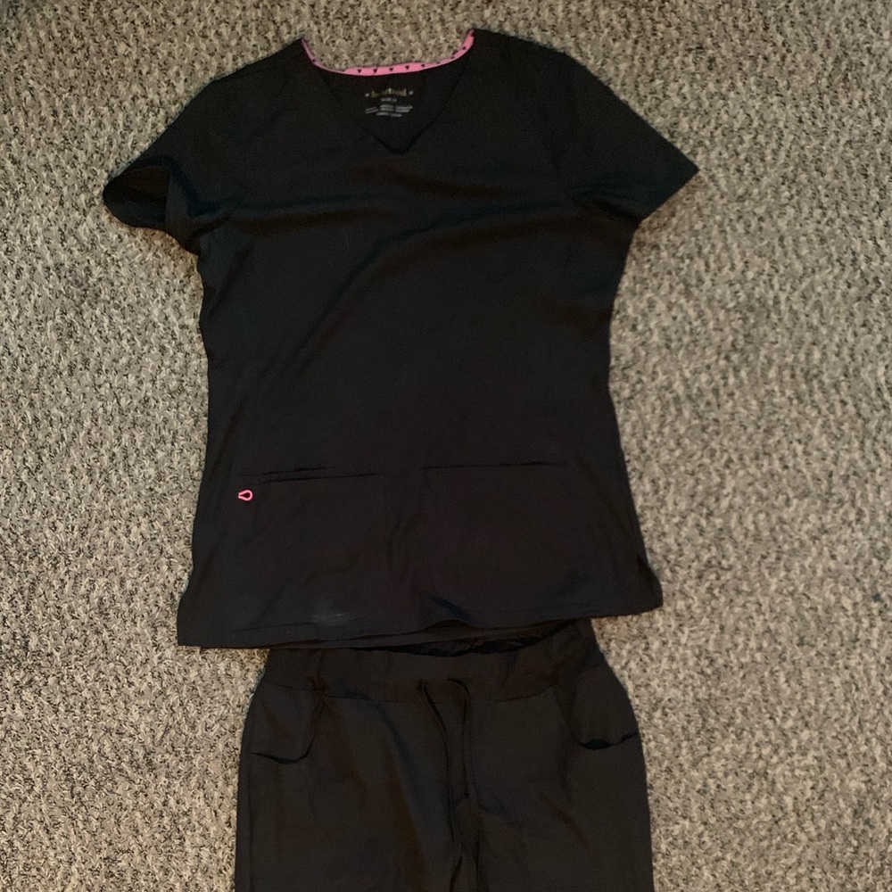 HeartSoul scrubs set Sz Med Black